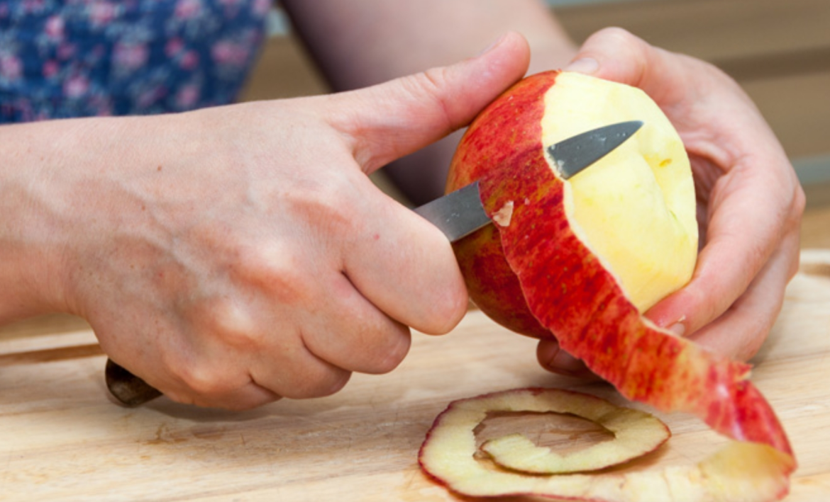 Peeling fruit